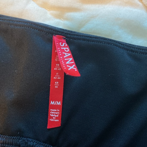 SPANX leggings - Picture 9 of 12